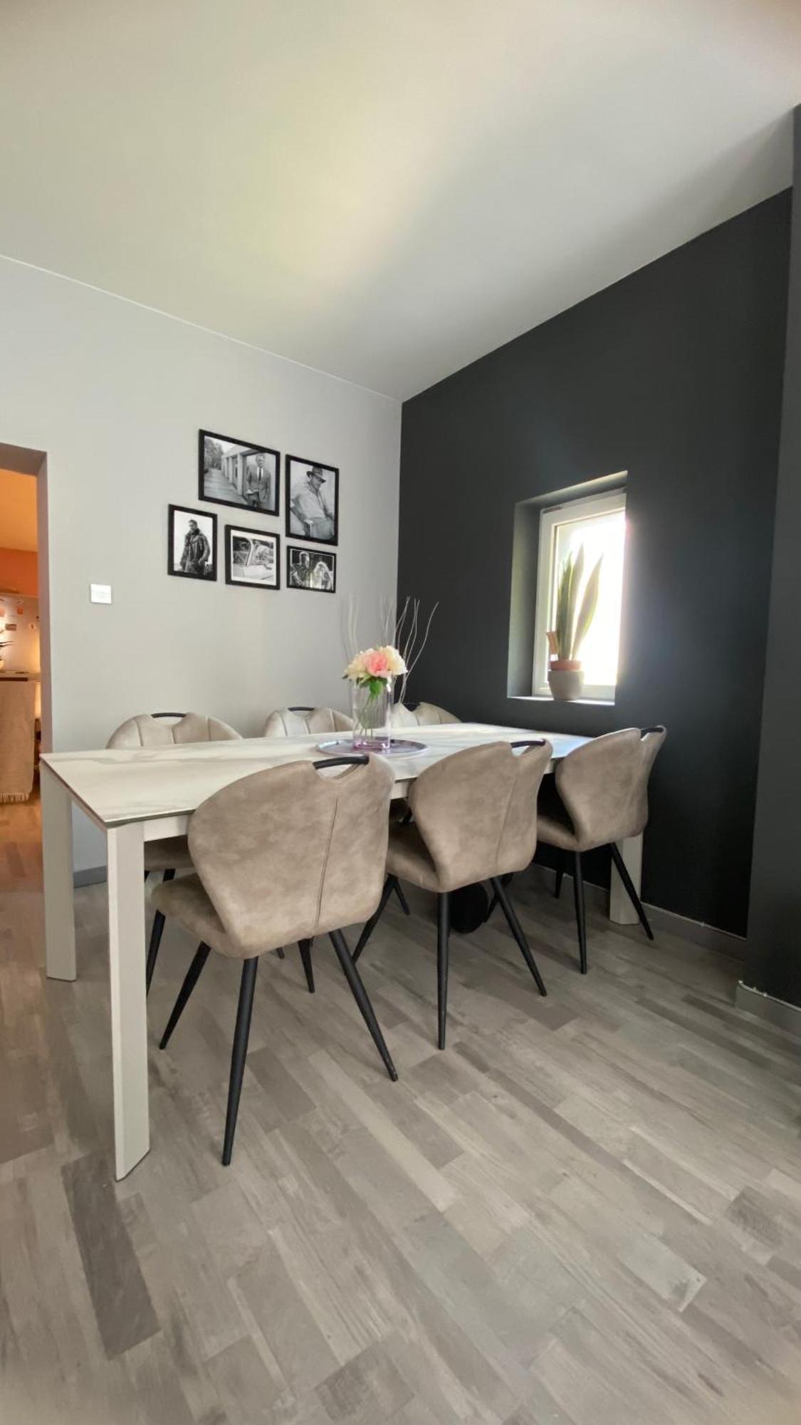Next2Airport - Appartement House Of Lions Ransart Exterior foto
